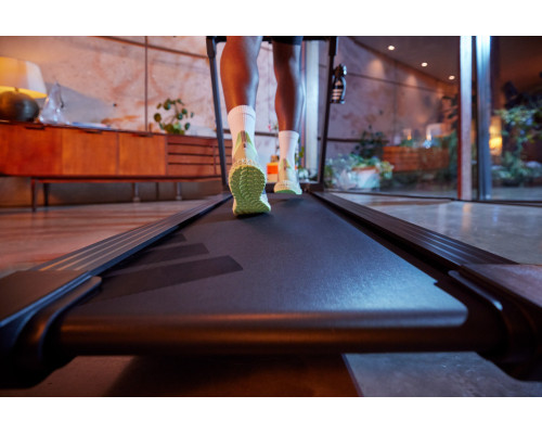 Бігова доріжка електрична Adidas T24c, чорна