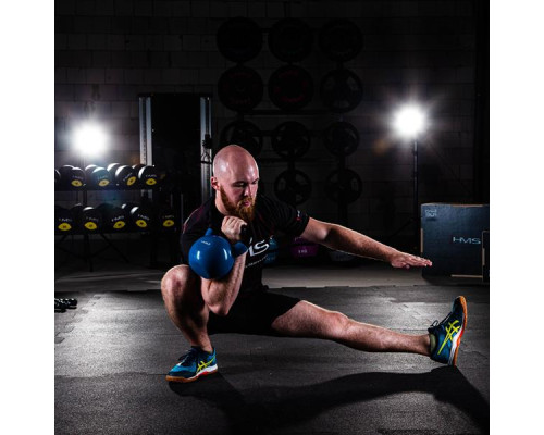 KNV04 BLUE KETTLEBELL ŻELIWNY POKRYTY WINYLEM HMS KNV04 BLUE KETTLEBELL ŻELIWNY POKRYTY WINYLEM HMS