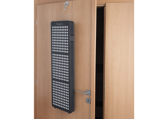 Інфрачервона світлодіодна панель inSPORTline Lustar - 300 LED, чорна