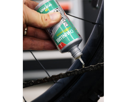 Масло для ланцюга Motorex Chainlube Dry Conditions 100мл Масло для ланцюга Motorex Chainlube Dry Conditions 100мл