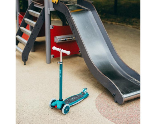 Самокат NILS FUN HLB1310, зелений