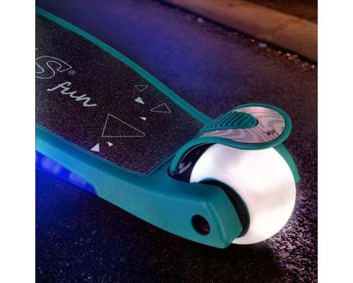 Самокат NILS FUN HLB1310, зелений