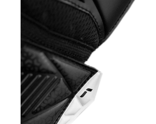 Рукавички воротарські Reusch Attrakt Resist Junior 5572615 7700 р.3,5, чорні Рукавички воротарські Reusch Attrakt Resist Junior 5572615 7700 р.3,5, чорні