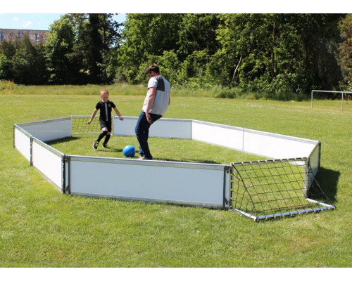 Футбольне поле SPORTPOLAND PANNA PLAY 700 х 400 см Футбольне поле SPORTPOLAND PANNA PLAY 700 х 400 см