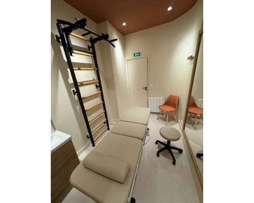 Шведська стінка BenchK 731В 240 х 116,5 см см з турніком, чорна
