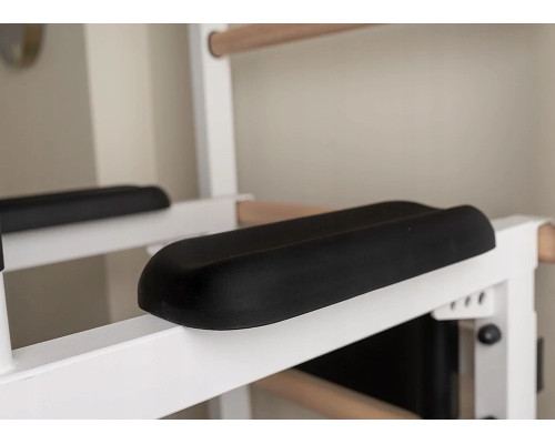 Шведська стінка BenchK 222W 230 х 67 см з турніком та брусами, біла