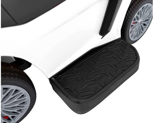 Дитячий толокар Lamborghini Aventador SV Ride-On білий