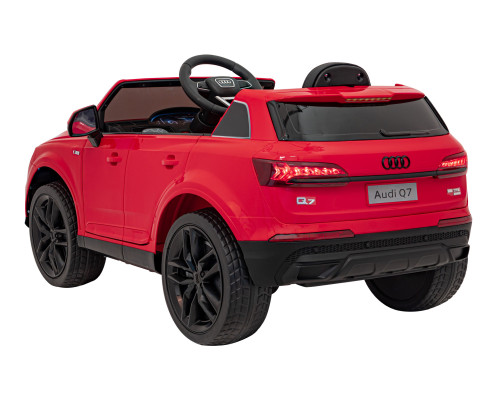 Дитяча акумуляторна машинка Audi Q7 NEW LIFT Червона
