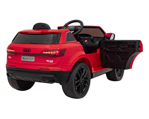 Дитяча акумуляторна машинка Audi Q7 NEW LIFT Червона