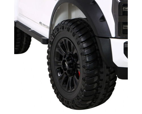 Дитяча акумуляторна машинка Ford Super Duty Біла