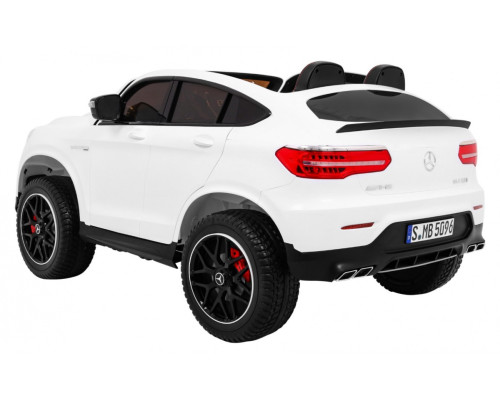Дитяча акумуляторна машинка Mercedes GLC 63S Біла