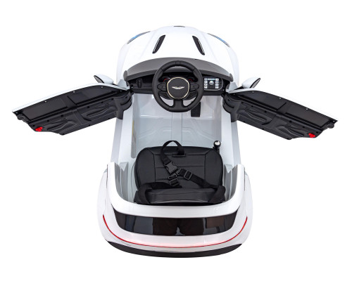 Дитяча акумуляторна машинка Aston Martin DBX Біла