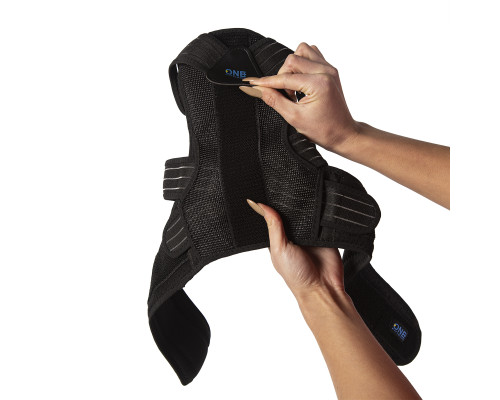 Коректор постави ONE FITNESS KP207 розмір L, чорний