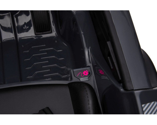 Дитяча акумуляторна машинка Audi RSQ E-TRON Сіра