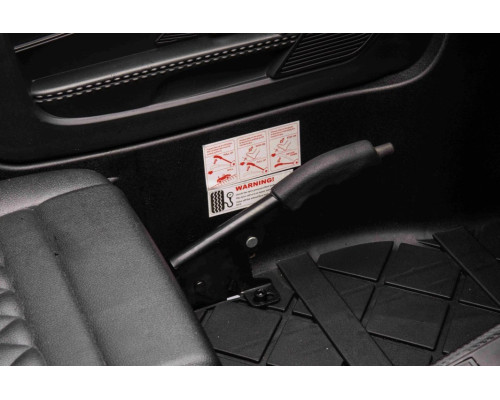 Дитяча акумуляторна машинка Audi Spyder R8 LIFT Чорна