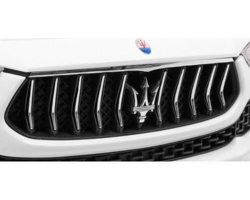 Дитяча акумуляторна машинка Maserati Ghibli Біла