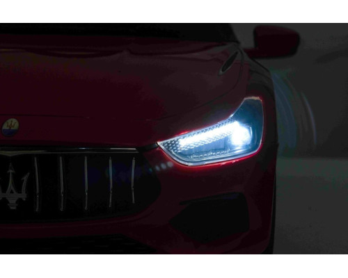 Дитяча акумуляторна машинка Maserati Ghibli на акумуляторі Червона