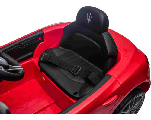 Дитяча акумуляторна машинка Maserati Ghibli на акумуляторі Червона
