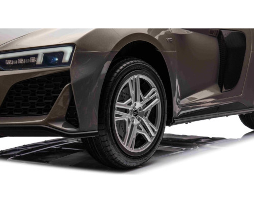 Дитяча акумуляторна машинка Audi Spyder R8 LIFT Сіра Дитяча акумуляторна машинка Audi Spyder R8 LIFT Сіра