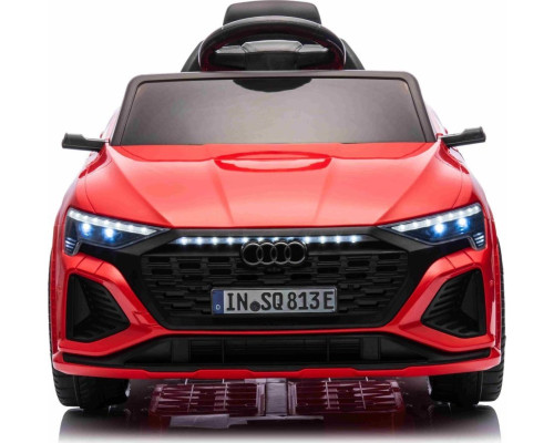 Дитяча акумуляторна машинка Audi SQ8 Червона