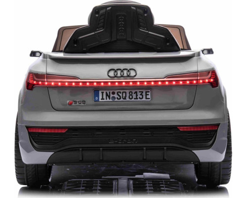 Дитяча акумуляторна машинка Audi SQ8 Сіра