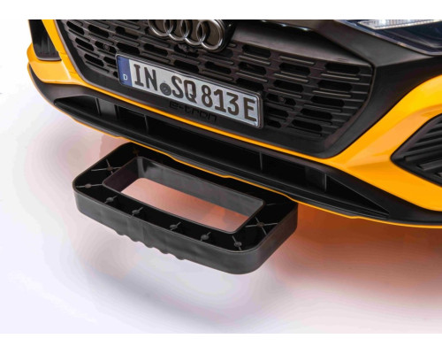 Дитяча акумуляторна машинка Audi SQ8 Жовта