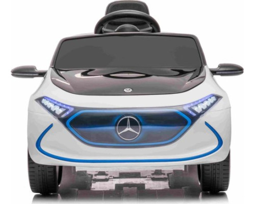 Дитяча акумуляторна машинка Mercedes Benz AMG EQA Біла