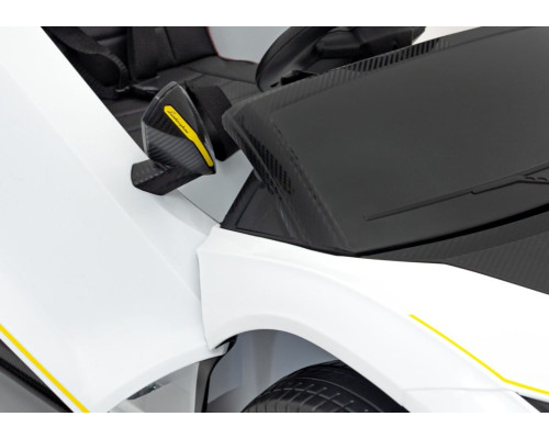 Дитяча акумуляторна машинка Lamborghini Invencible Біла