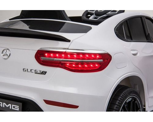 Дитяча акумуляторна машинка Mercedes Benz GLC63S Біла
