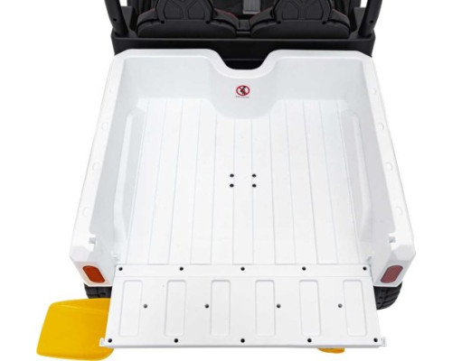 Дитяча акумуляторна машинка фермерська Speed 900 Біла