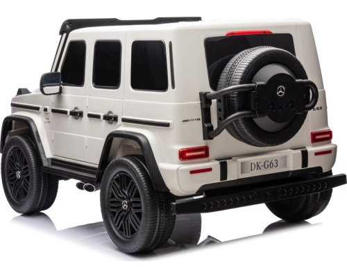 Дитяча акумуляторна машинка Mercedes Benz G63 AMG XXL Біла Дитяча акумуляторна машинка Mercedes Benz G63 AMG XXL Біла
