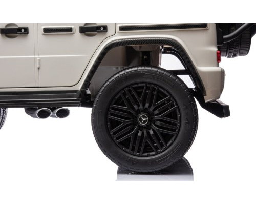 Дитяча акумуляторна машинка Mercedes Benz G63 AMG XXL Біла Дитяча акумуляторна машинка Mercedes Benz G63 AMG XXL Біла