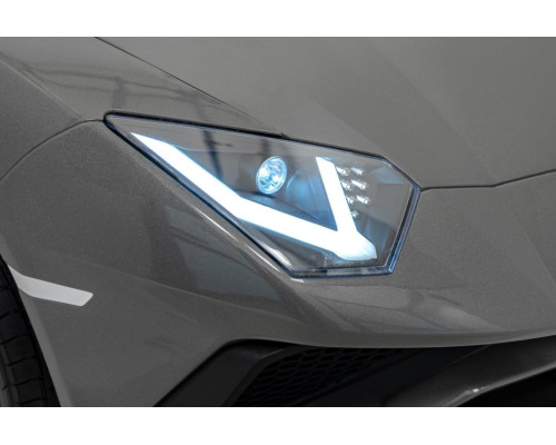 Дитяча акумуляторна машинка Lamborghini Aventador SV Сіра