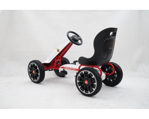 Дитячий педальний картинг ABARTH Білий