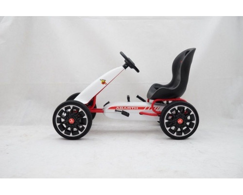 Дитячий педальний картинг ABARTH Білий