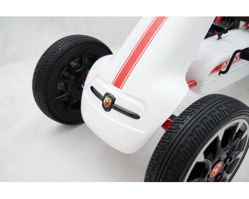 Дитячий педальний картинг ABARTH Білий